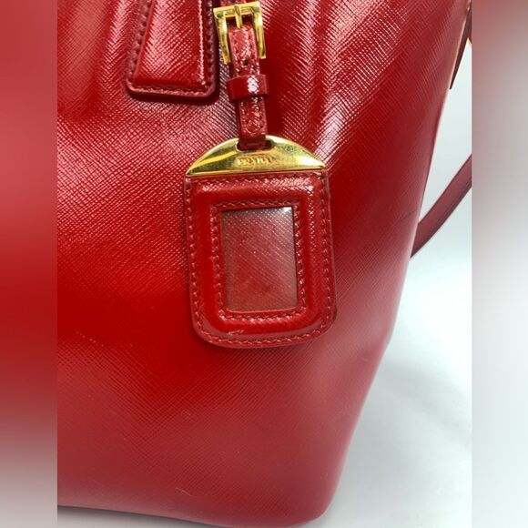 Prada Saffiano Vernice Rosso Red Leather Tote Bag Auth Preloved Patent Purse - Picture 6 of 15